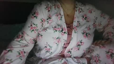 Snapshot of saretta46 chatting on 03/30/26, 10:55 Sara online show from 03/30/26, 10:55