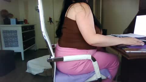 Snapshot of saretta46 chatting on 06/26/26, 04:55 Sara online show from 06/26/26, 04:55
