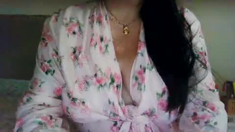 Snapshot of saretta46 chatting on 07/05/26, 02:02 Sara online show from 07/05/26, 02:02