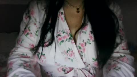 Snapshot of saretta46 chatting on 08/01/26, 12:32 Sara online show from 08/01/26, 12:32