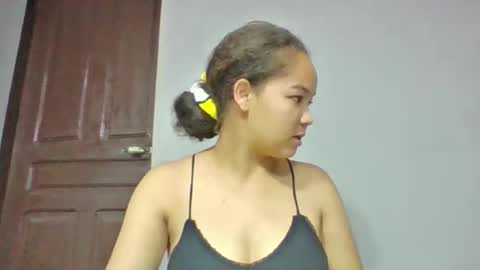 sarhon917962 online show from 05/11/26, 07:47