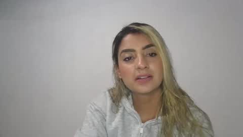 sarissmunera online show from 02/22/25, 04:29