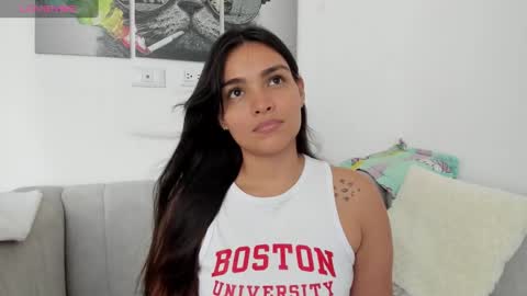 Snapshot of sarita_dolly chatting on 12/29/24, 09:09 Sara Cute online show from 12/29/24, 09:09