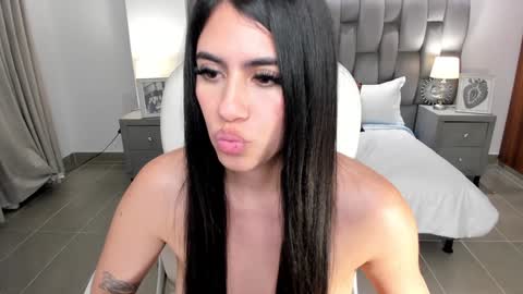  Saritaaa  online show from 12/15/24, 10:07