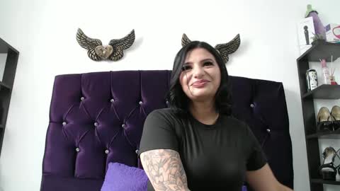 Snapshot of sarita_multisquirt chatting on 09/24/25, 06:55 Sara online show from 09/24/25, 06:55