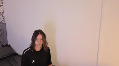 sarah online show from 11/29/25, 09:18