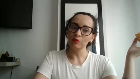 sarita_start online show from 09/23/25, 06:22