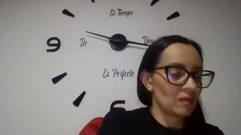 Snapshot of sarita_start chatting on 11/21/25, 02:10 sarita_start online show from 11/21/25, 02:10