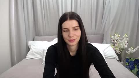 Snapshot of sarra_rich chatting on 02/05/25, 09:04 Rich online show from 02/05/25, 09:04