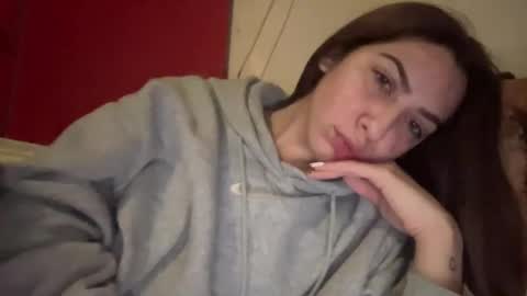 Snapshot of sarrah_rossy chatting on 03/10/25, 02:06 Sarrah online show from 03/10/25, 02:06