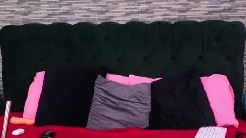 Snapshot of sarrarose chatting on 09/14/25, 08:19 sarrarose online show from 09/14/25, 08:19