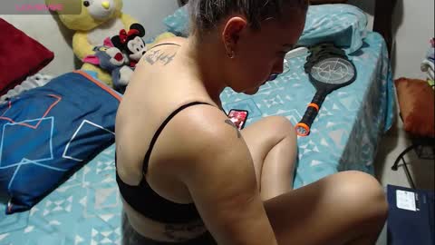 Snapshot of sarybate chatting on 11/23/25, 05:46 Sary.. online show from 11/23/25, 05:46