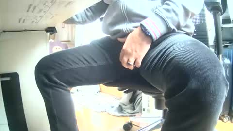 saschaalesi1976 online show from 10/27/25, 12:53