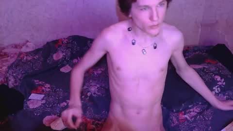 Snapshot of sasha_bb21 chatting on 05/11/26, 05:43 sasha_bb21 online show from 05/11/26, 05:43