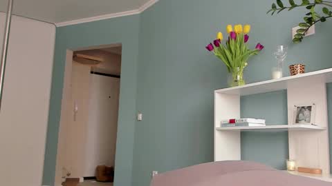 Sasha online show from 03/10/25, 07:10