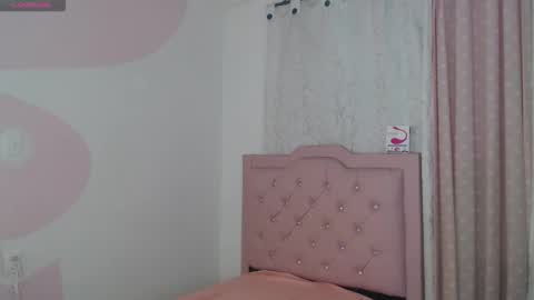 sasha_bigboobs_ online show from 04/22/26, 08:43