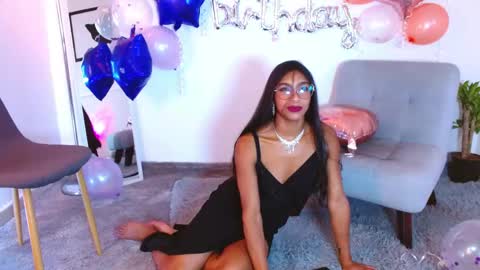 sasha_bowei online show from 05/17/26, 01:58