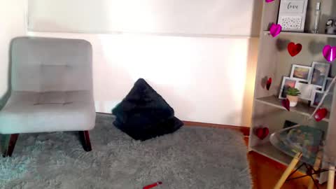sasha_bowei online show from 05/20/26, 03:02
