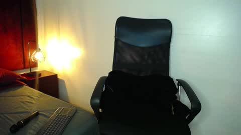 Sasha Brattz online show from 02/13/25, 03:39