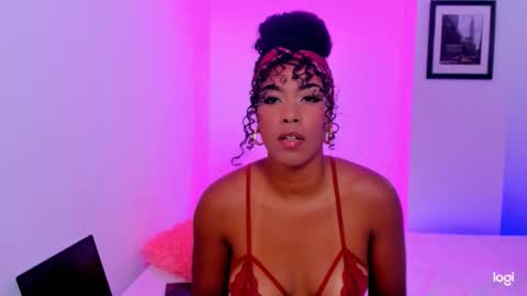 Snapshot of sasha_fox0 chatting on 03/23/26, 10:25 emy online show from 03/23/26, 10:25
