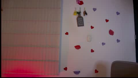 Snapshot of sasha_jonne chatting on 06/18/26, 04:57 sasha_jonne online show from 06/18/26, 04:57