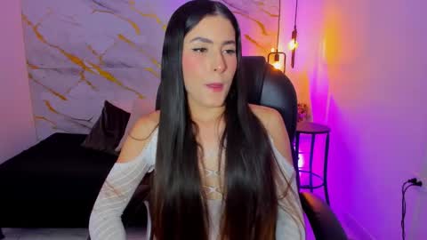 Snapshot of sasha_kendrick chatting on 03/06/26, 05:20 Sasha online show from 03/06/26, 05:20