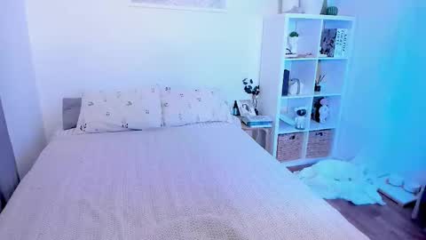 Sasha Miro online show from 02/03/26, 01:59