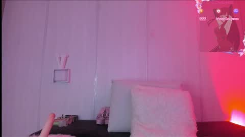 Snapshot of sasha_rivers chatting on 11/08/25, 07:23 Sasha online show from 11/08/25, 07:23