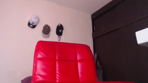 Snapshot of sasha_tsbbc chatting on 02/06/25, 08:02 sasha_tsbbc online show from 02/06/25, 08:02