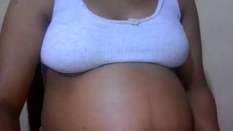 Snapshot of sasha_unlimtd chatting on 04/05/26, 04:15 sasha_unlimtd online show from 04/05/26, 04:15