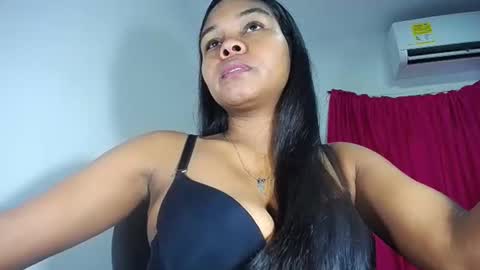 sashabreck1 online show from 12/05/25, 02:42