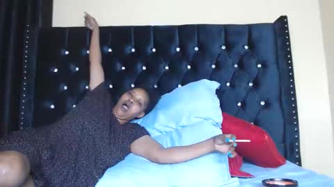 Snapshot of sashal_sweet chatting on 01/07/26, 11:40 Your Blow Job Queen. online show from 01/07/26, 11:40