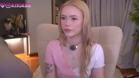Snapshot of sashalore chatting on 06/10/26, 02:56 sashalore online show from 06/10/26, 02:56