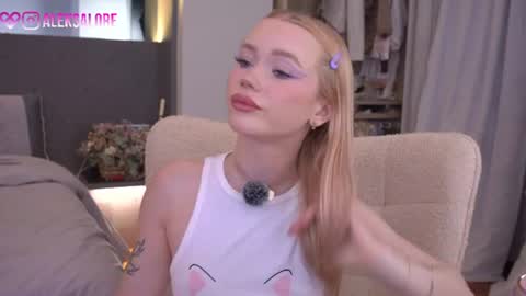 Snapshot of sashalore chatting on 07/03/26, 03:13 sashalore online show from 07/03/26, 03:13