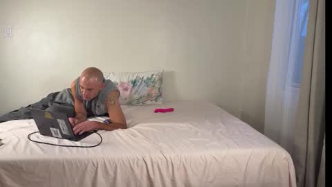 Snapshot of sashalux45703 chatting on 12/01/25, 11:54 Sasha Lux online show from 12/01/25, 11:54