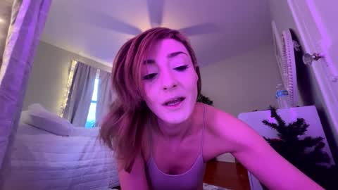 Snapshot of sashaminx6969 chatting on 12/20/24, 08:34 Sasha online show from 12/20/24, 08:34