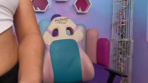 SashaMonroee  online show from 10/26/25, 11:09