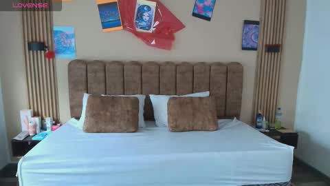 S A S H A R O S E online show from 10/06/25, 11:51