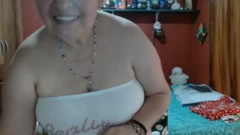 Snapshot of sasharosee2 chatting on 02/16/26, 06:59 S A S H A R O S E online show from 02/16/26, 06:59