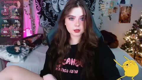 Snapshot of sashasoyyyy chatting on 01/08/25, 02:25 Sashasoy online show from 01/08/25, 02:25