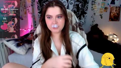 Snapshot of sashasoyyyy chatting on 02/15/25, 02:58 Sashasoy online show from 02/15/25, 02:58