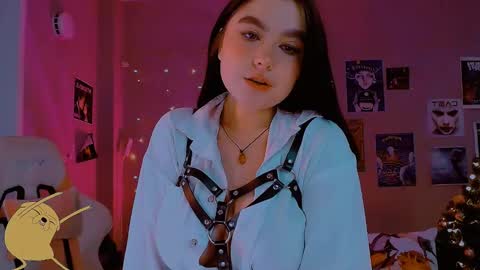 Snapshot of sashasoyyyy chatting on 02/24/25, 05:00 Sashasoy online show from 02/24/25, 05:00