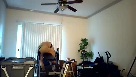 Snapshot of sashastrokes chatting on 03/10/26, 11:32 MISTRESS STROKES online show from 03/10/26, 11:32