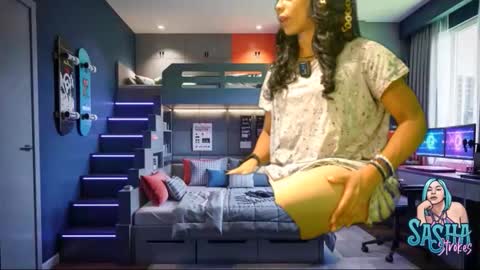 Snapshot of sashastrokes chatting on 04/21/26, 02:37 MISTRESS STROKES online show from 04/21/26, 02:37