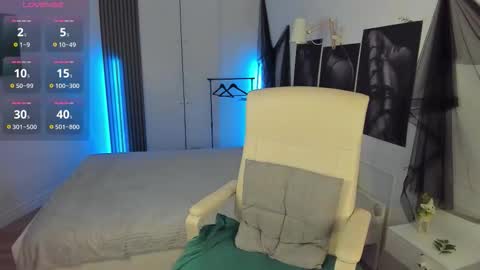 Sasha  online show from 09/16/25, 01:34