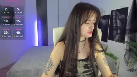 Sasha  online show from 10/18/25, 01:45