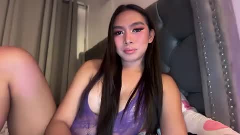 Snapshot of sashaswan69 chatting on 11/07/25, 08:14 Sasha online show from 11/07/25, 08:14