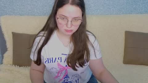 Snapshot of sashavibe chatting on 04/03/26, 02:26 Sasha online show from 04/03/26, 02:26