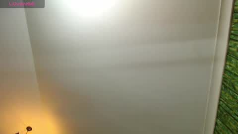  Sasha  online show from 11/12/25, 10:15