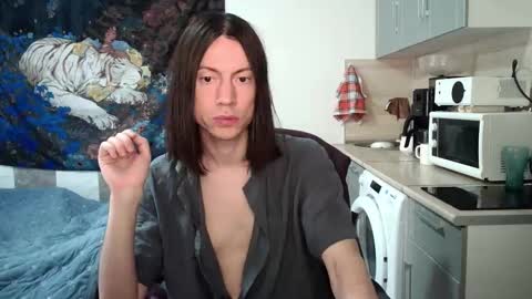 Sasha online show from 10/09/25, 09:51